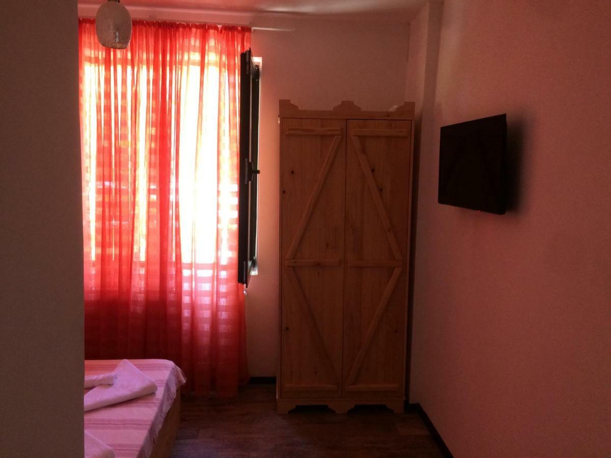 אמברולאורי Villa Portina מראה חיצוני תמונה